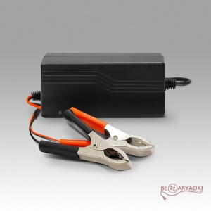 Mastak 12100 12V/10A
